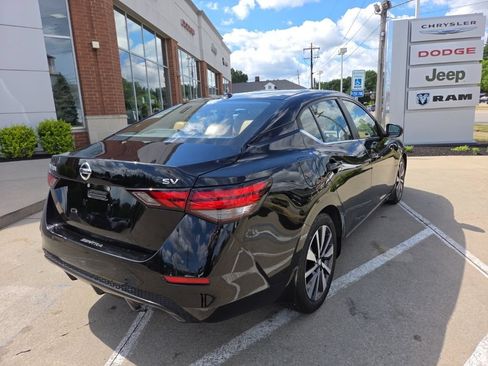 Used 2020 Nissan Sentra SV w/ SV Premium Package FWD image 11