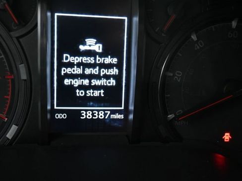 Used 2024 Toyota 4Runner SR5 image 18