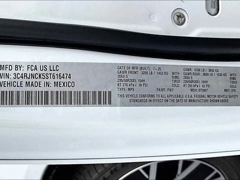 New 2025 Jeep Wagoneer S Limited w/ Comfort Package image 22