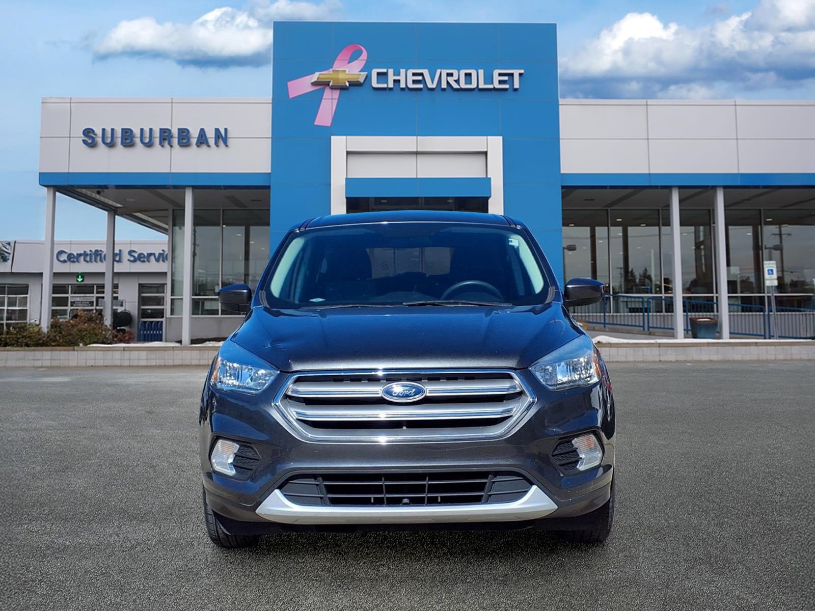 Used 2017 Ford Escape SE w/ SE Cold Weather Package FWD image 2
