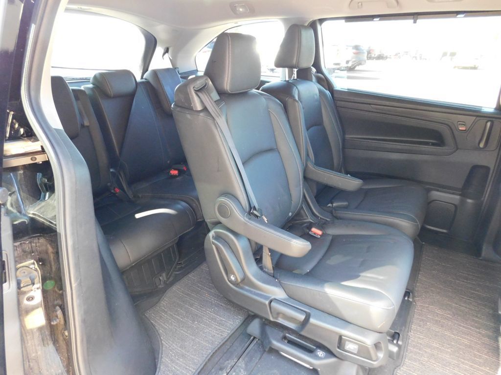 Certified 2024 Honda Odyssey EX-L image 5