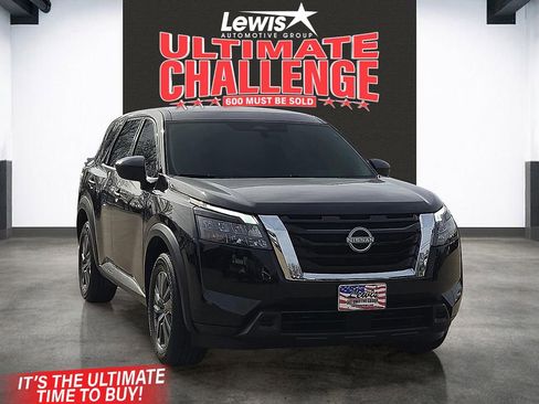 Used 2024 Nissan Pathfinder S image 6