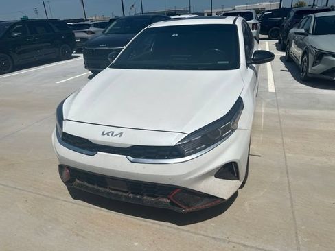 Used 2024 Kia Forte GT-Line w/ GT-Line Premium Package FWD image 18