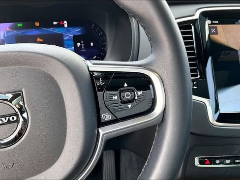 Used 2023 Volvo XC90 B6 Ultimate image 21