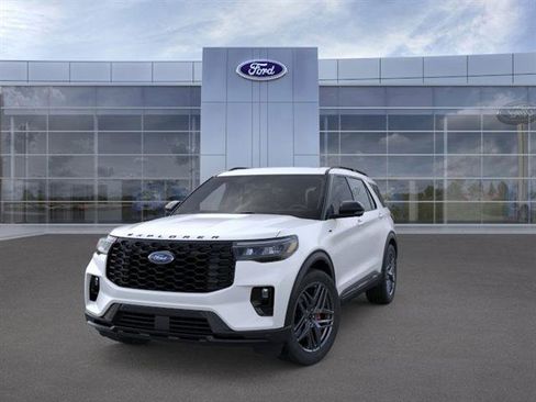 New 2026 Ford Explorer ST-Line w/ ST-Line Street Pack image 2