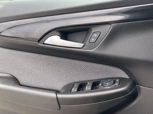 Used 2024 Chevrolet TrailBlazer LT w/ LT Cold Weather Package image 17