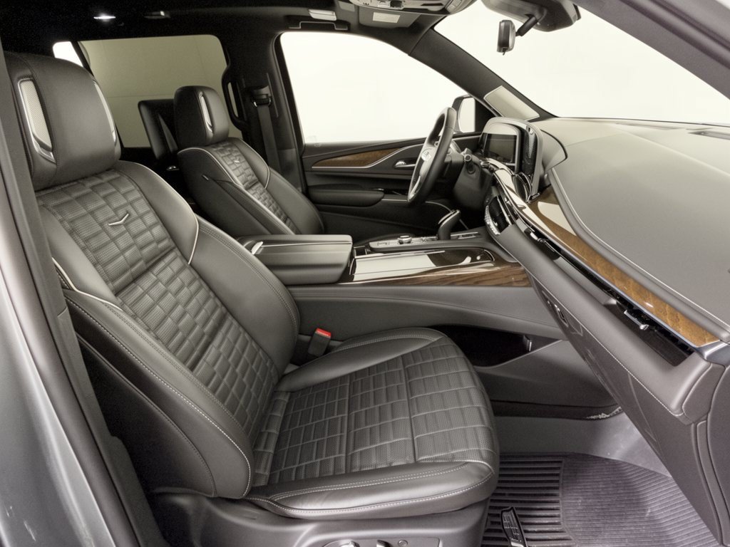 Used 2023 Cadillac Escalade Sport Platinum AWD/4WD image 30
