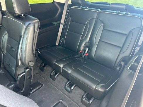 Used 2021 GMC Acadia Denali w/ Denali Technology Package FWD image 58