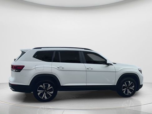 New 2026 Volkswagen Atlas SE FWD image 9