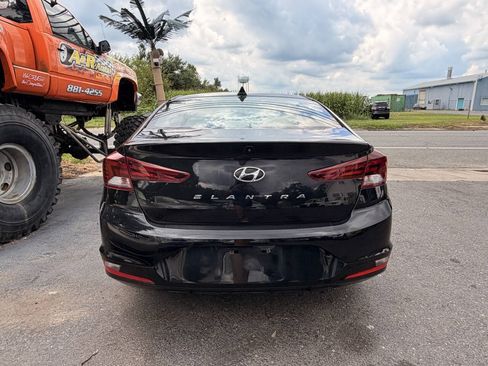 Used 2020 Hyundai Elantra SEL FWD image 5