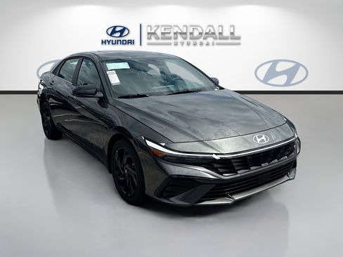 New 2026 Hyundai Elantra SEL Sport Premium FWD image 1