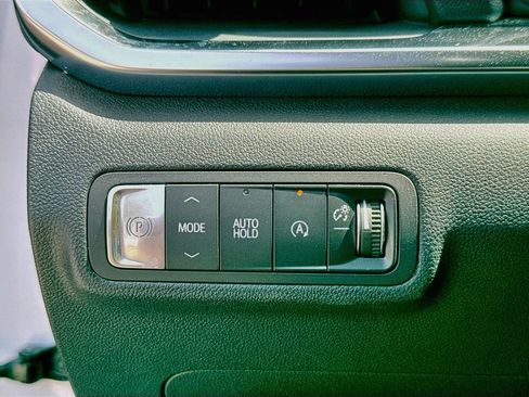 Used 2026 GMC Terrain Elevation FWD image 18