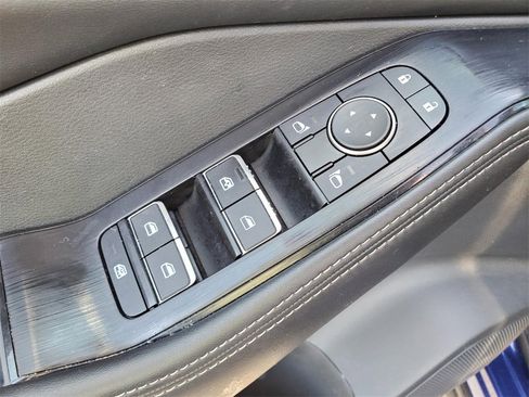 Certified 2023 Nissan Rogue SL w/ SL Premium Package image 18