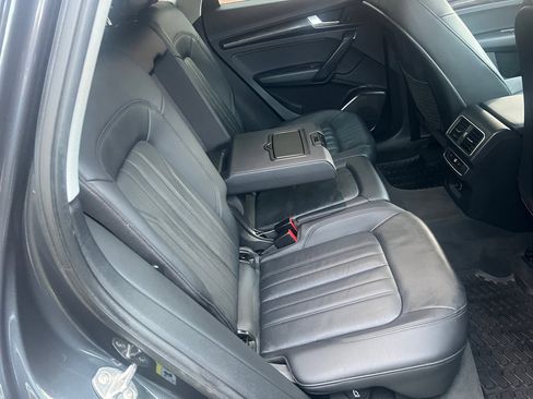 Used 2018 Audi Q5 2.0T Premium image 14