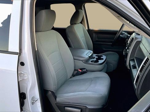 Used 2015 RAM 1500 Express image 7