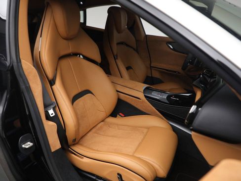 Certified 2024 Ferrari Purosangue AWD/4WD image 18