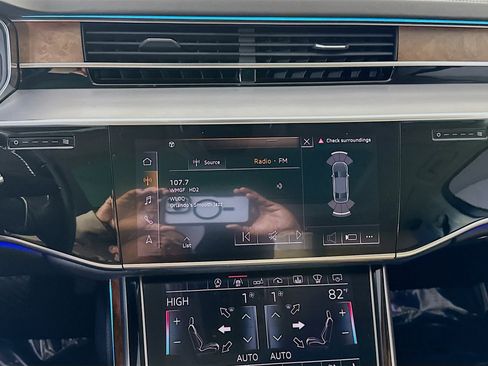 Used 2019 Audi A8 L 3.0T w/ Luxury Package image 18