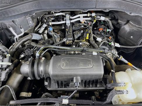 Used 2021 Ford Explorer XLT image 33