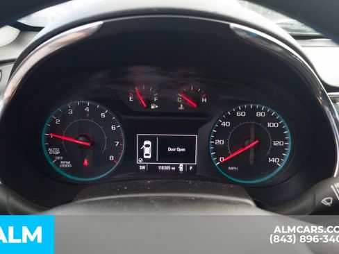 Used 2019 Chevrolet Malibu LT FWD image 12