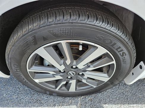 New 2025 Nissan Versa SV w/ Trunk Package image 8