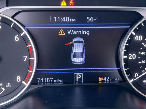 Used 2021 Nissan Altima 2.5 SV FWD image 15