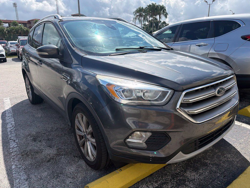 Used 2017 Ford Escape Titanium FWD image 1