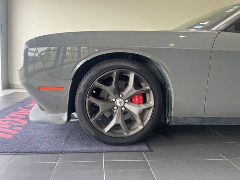 Used 2019 Dodge Challenger GT RWD image 2