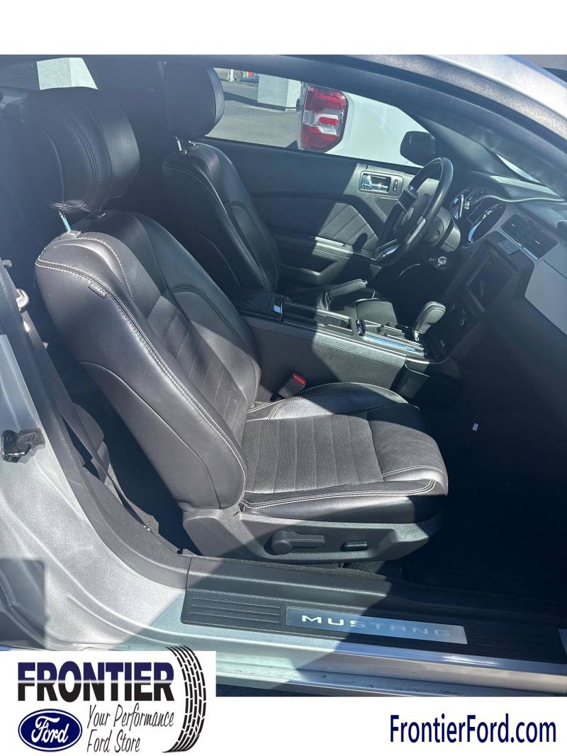 Used 2014 Ford Mustang GT Premium w/ Electronics Package RWD image 8