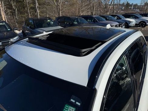 Certified 2023 Volvo XC60 B5 Plus w/ Climate Package image 14