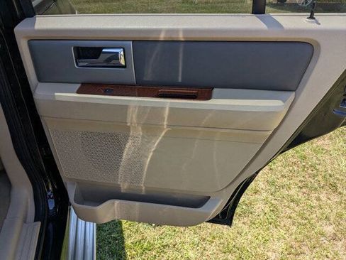 Used 2008 Ford Expedition 2WD image 32