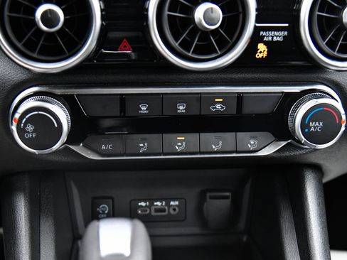 Used 2024 Nissan Sentra SV image 22