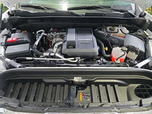 Certified 2025 GMC Sierra 1500 Denali image 37