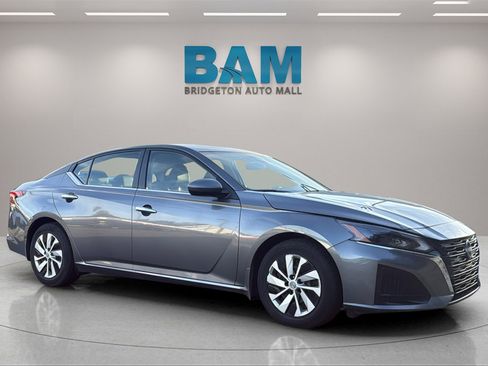 Used 2023 Nissan Altima 2.5 S image 12