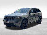 Used 2020 Jeep Grand Cherokee Altitude image 2
