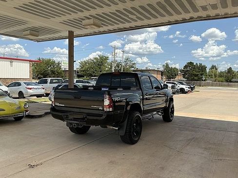 Used 2014 Toyota Tacoma PreRunner w/ TRD Sport Package RWD image 5