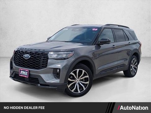Used 2025 Ford Explorer ST-Line AWD/4WD image 1