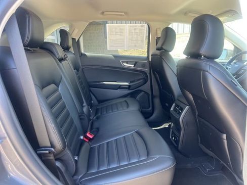 Used 2023 Ford Edge SEL w/ Convenience Package AWD/4WD image 13