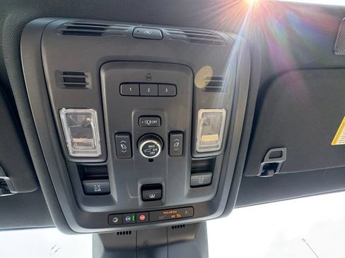 Used 2021 Cadillac Escalade Premium Luxury w/ Driver Assist Tech Package AWD/4WD image 31