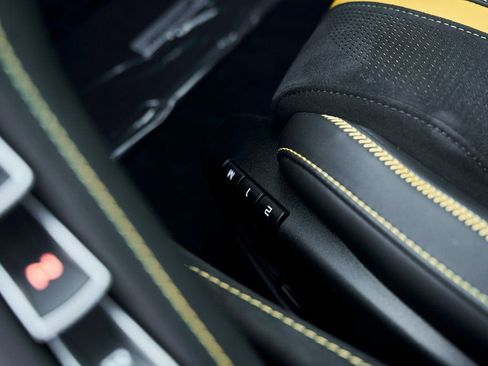 Used 2021 McLaren 720S RWD image 41