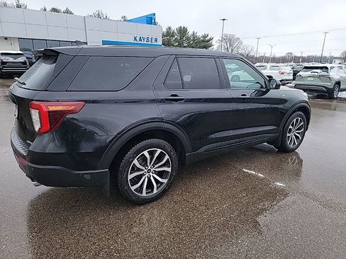 Used 2022 Ford Explorer ST-Line image 8