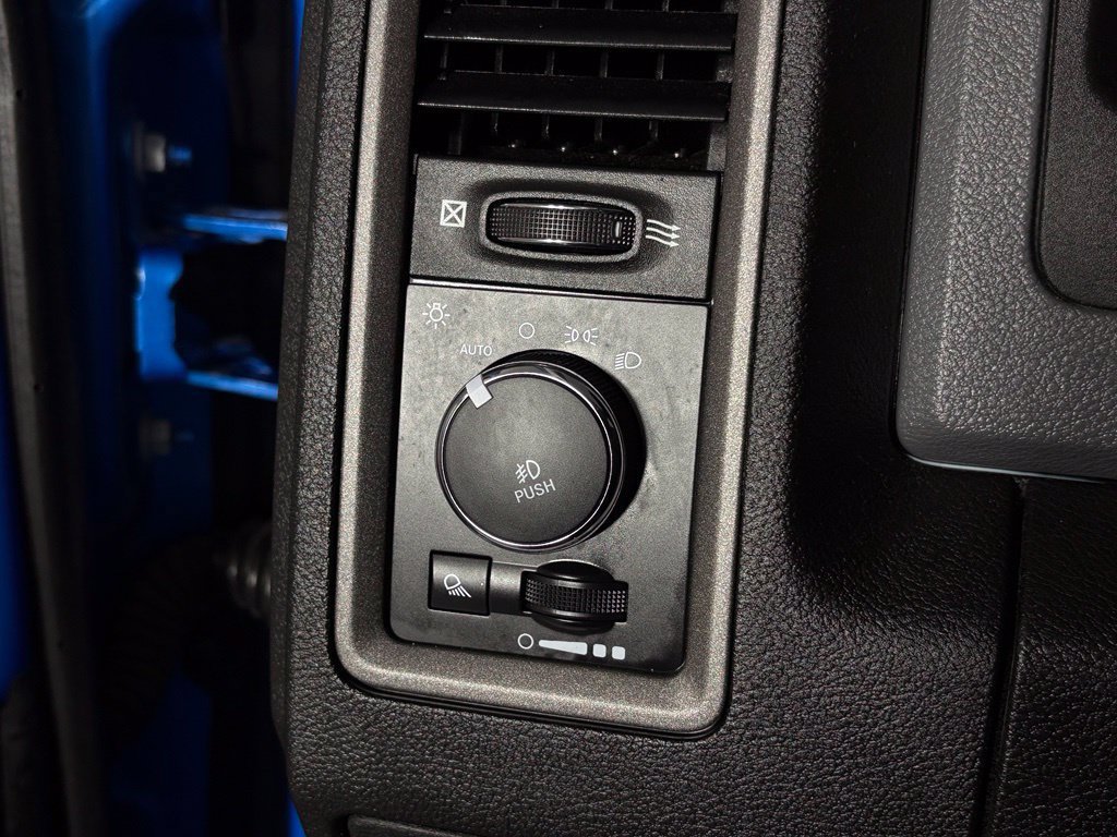 Used 2019 RAM 1500 Express w/ Express Value Package AWD/4WD image 21