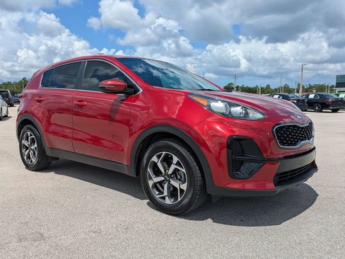 Used 2020 Kia Sportage LX w/ LX Popular Package FWD image 2