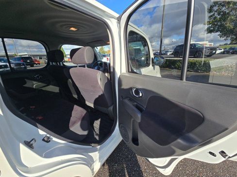 Used 2013 Nissan Cube 1.8 S w/ Interior Designer Pkg image 14