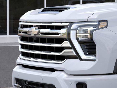 New 2026 Chevrolet Silverado 2500 High Country w/ Max Trailering Package AWD/4WD image 13
