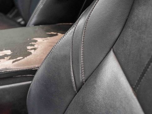 Used 2016 Toyota Avalon XLE FWD image 19