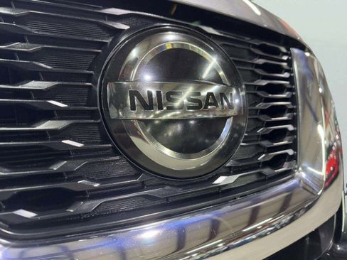 Used 2020 Nissan Rogue SL image 16