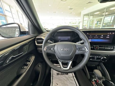 New 2026 Chevrolet TrailBlazer ACTIV w/ Convenience Package FWD image 14