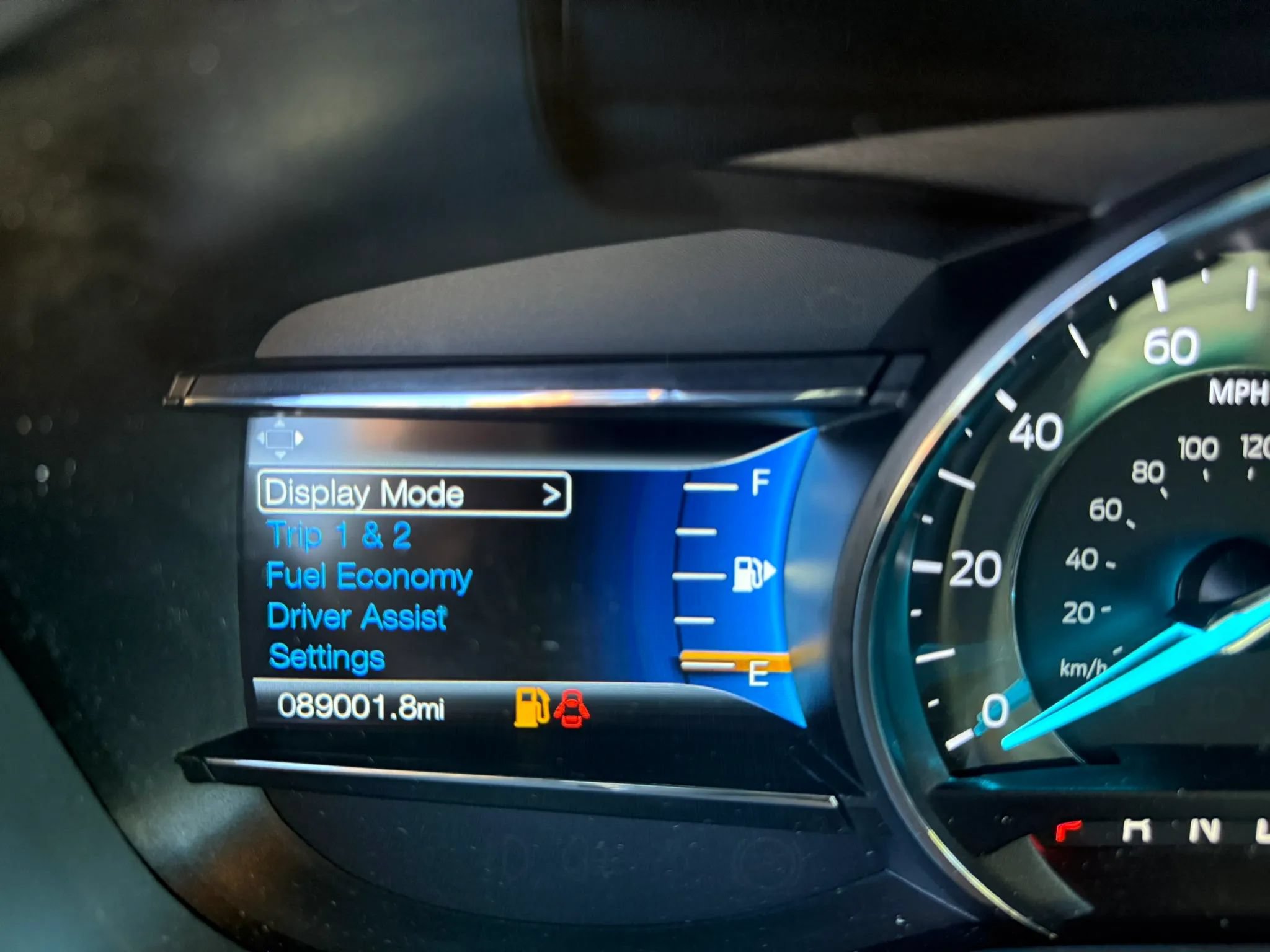 Used 2016 Ford Explorer XLT w/ Equipment Group 202A AWD/4WD image 5