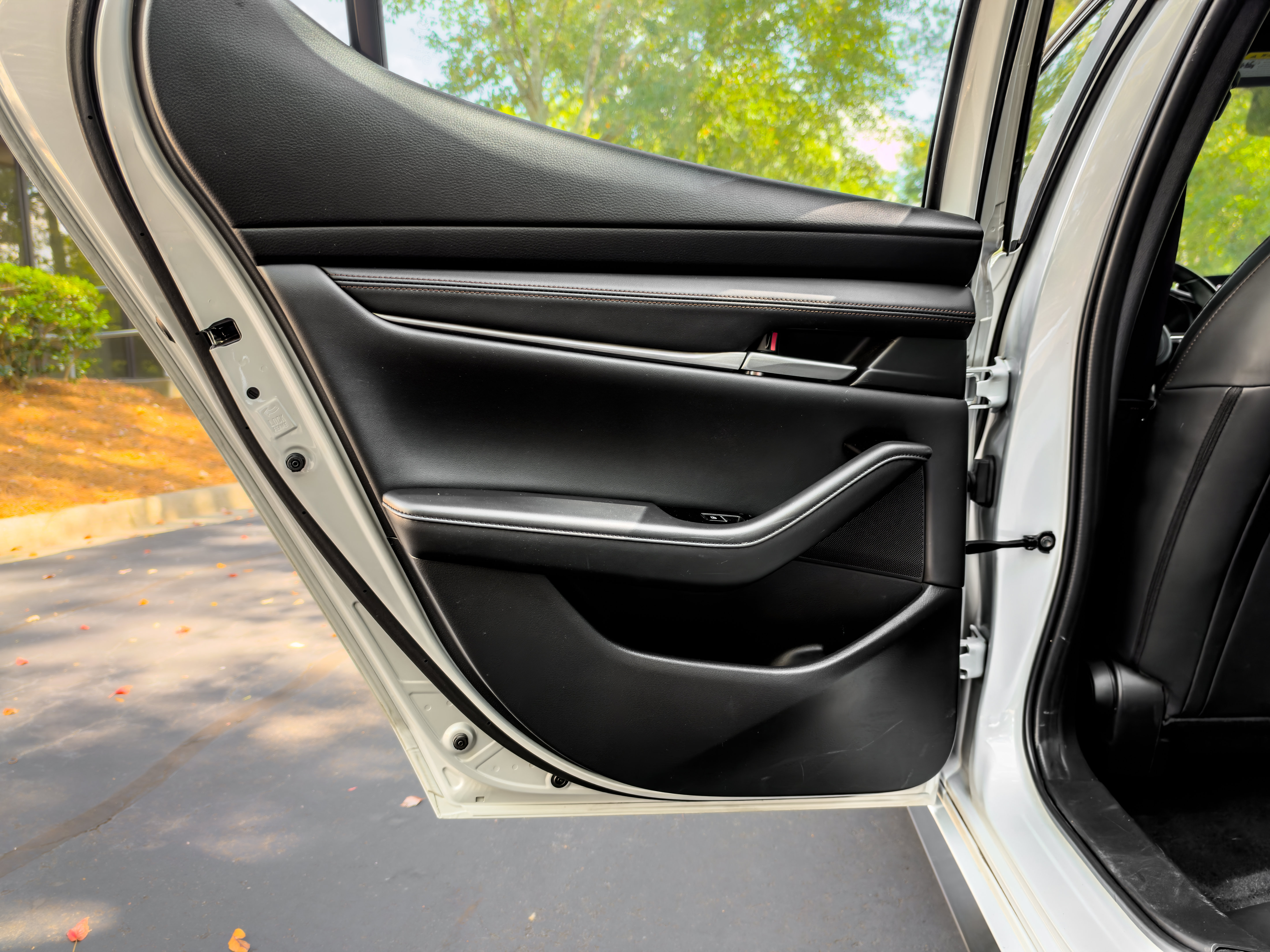 Used 2024 MAZDA MAZDA3 s FWD image 33