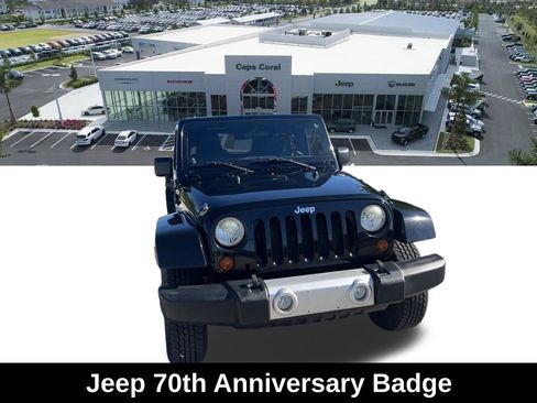 Used 2011 Jeep Wrangler Unlimited 70th Anniversary w/ Connectivity Group AWD/4WD image 9